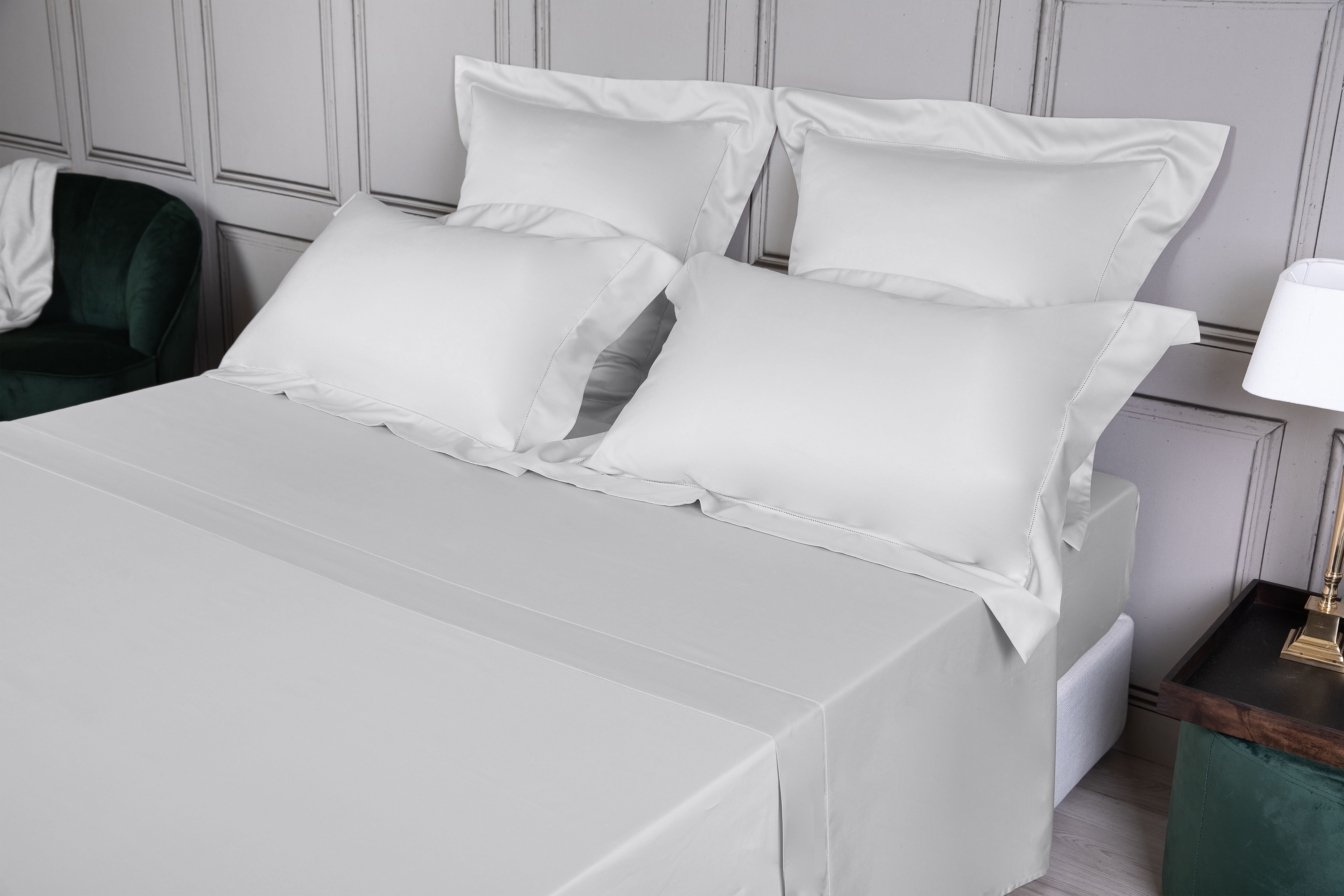 Biancheria Letto King Copripiumino Highliving Cotone Egiziano 300 Fili - Bianco, King Size, Stile Hotel Biancheria Letto 300 Fili Hotel - Foto 1