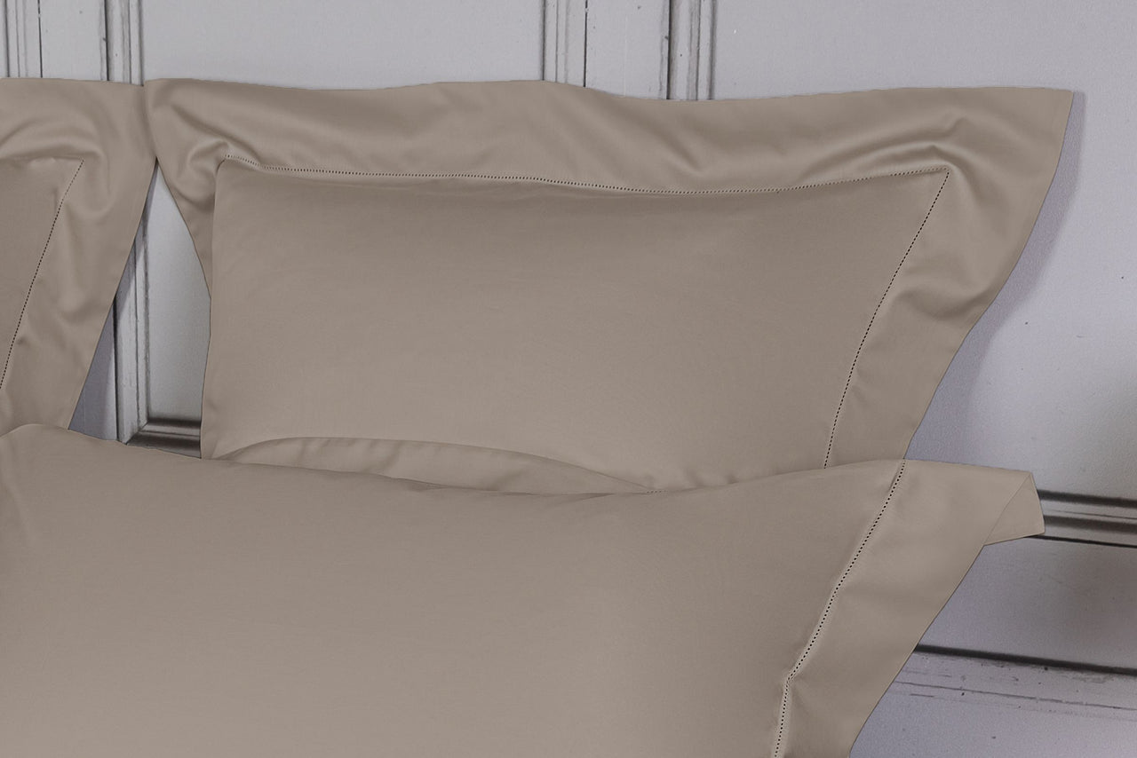 Completo Letto Elegance Ajour in raso di cotone